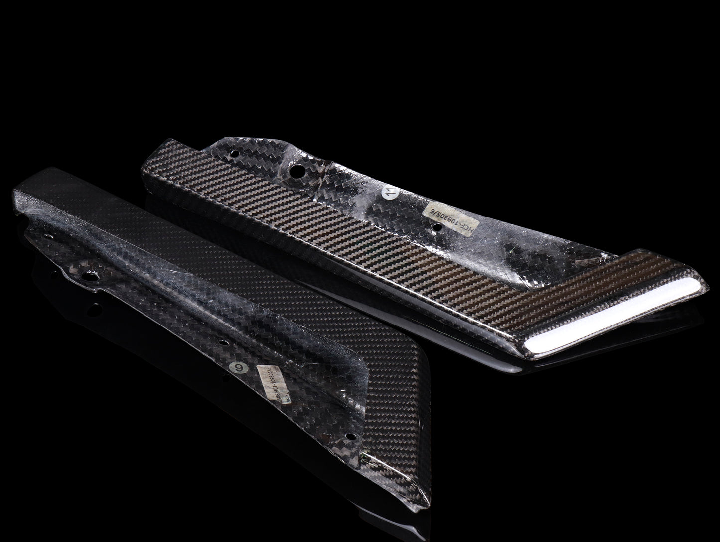 APR Performance Carbon Fiber Rear Bumper Skirt - 23+ Civic Type-R (FL5)
