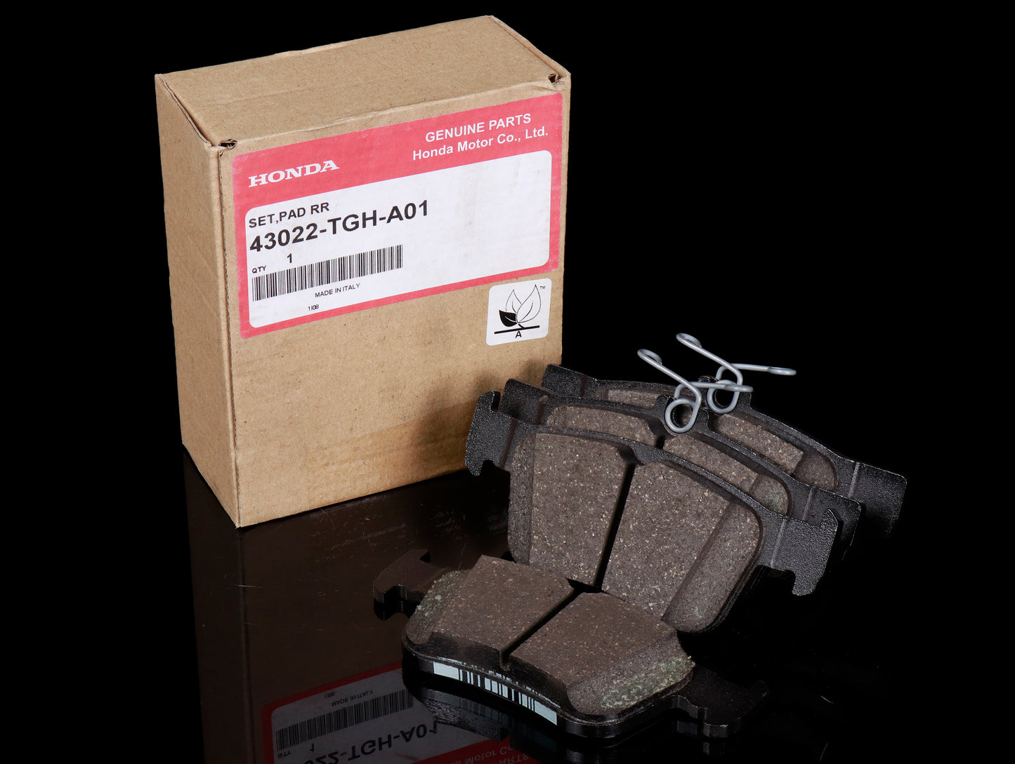 Honda Rear Brake Pad Set - 17-21 Civic Type-R (FK8)