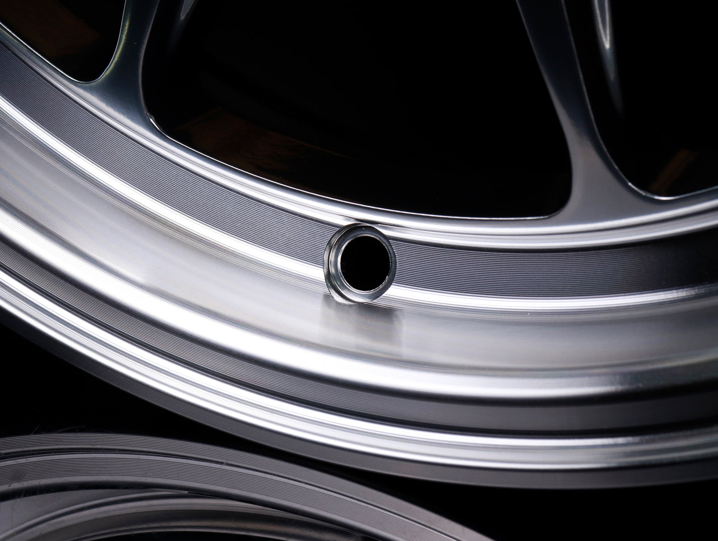 Konig Countergram - 15" Wheels