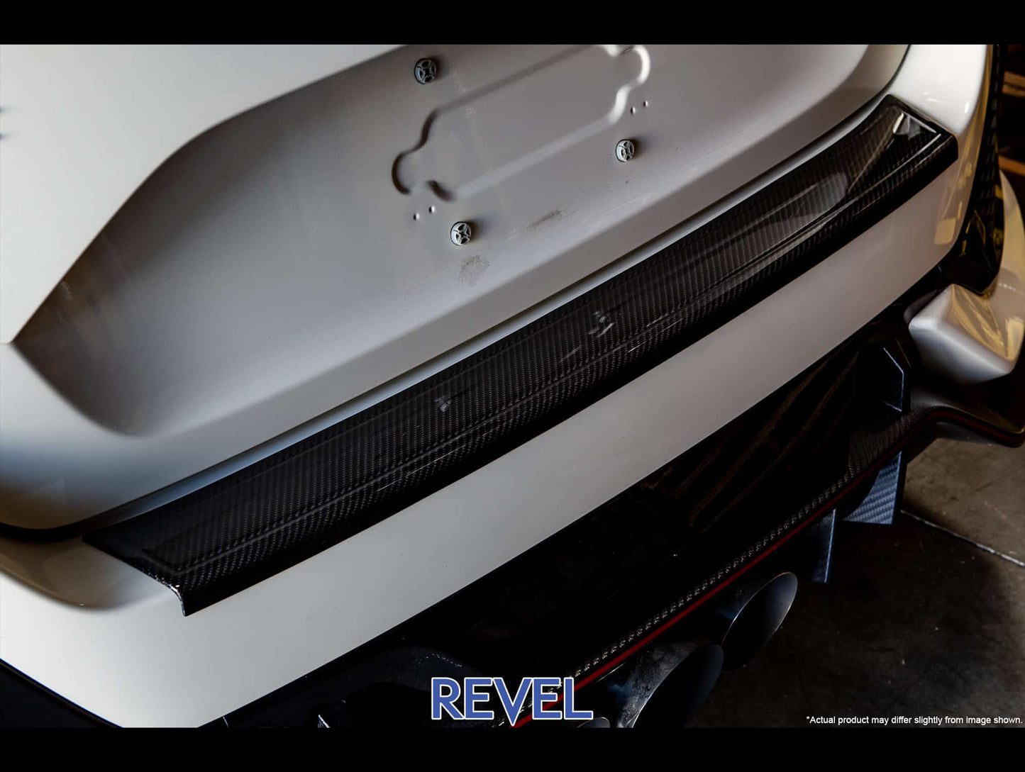 Revel GT Dry Carbon Rear Bumper Applique - 16-18 Civic Hatchback