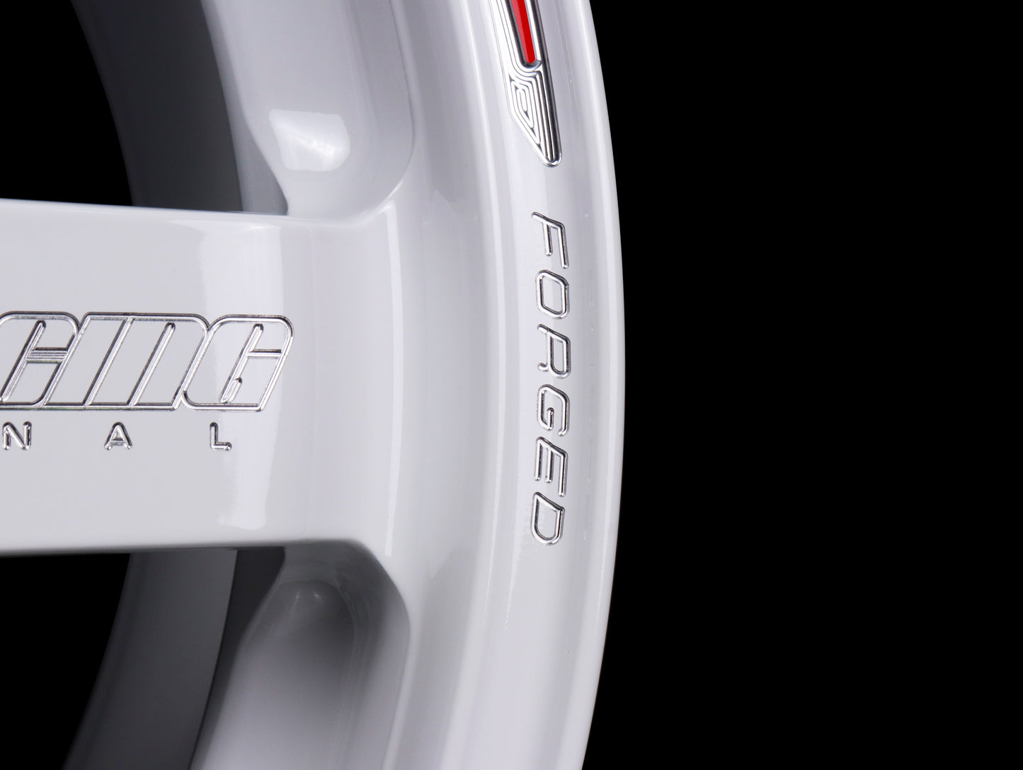 Volk Racing TE37 Saga S-Plus Time Attack Wheels - White/Redot / 18x9.5 / 5x114
