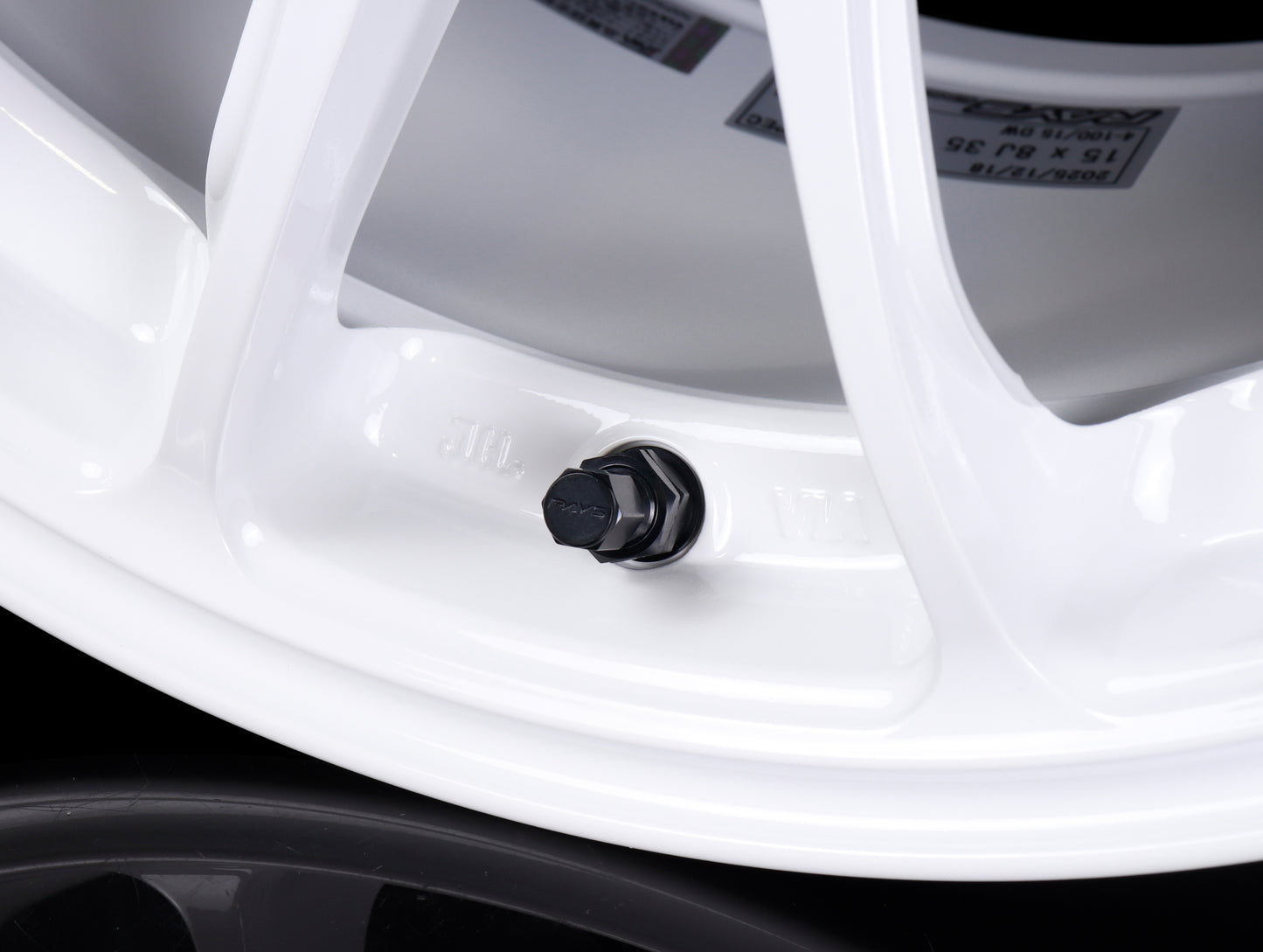 Volk Racing ZE40 M-Spec Wheels - Dash White / 15x8 / 4x100