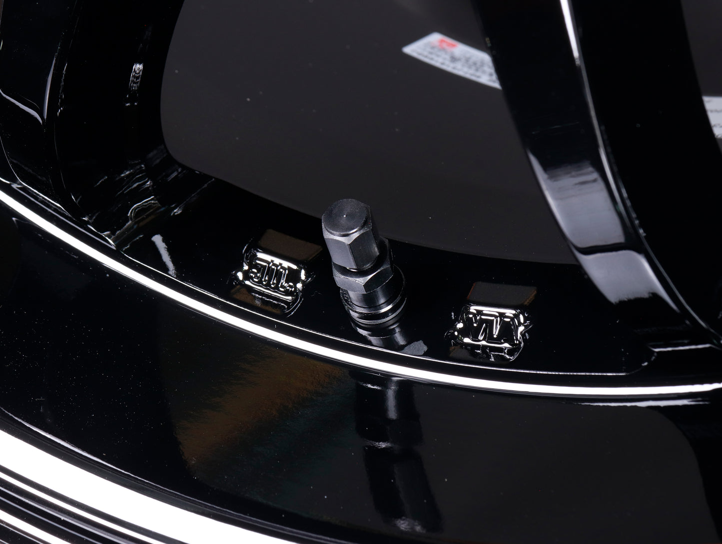 Work Emotion D9R - 18" Wheels