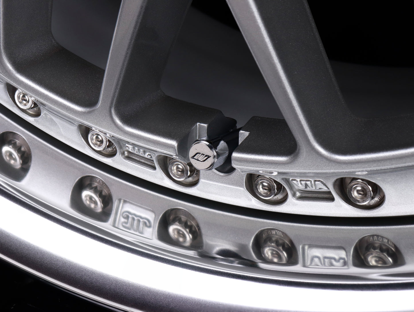 Work VS-XX - Light Gray Silver - 19" Wheels