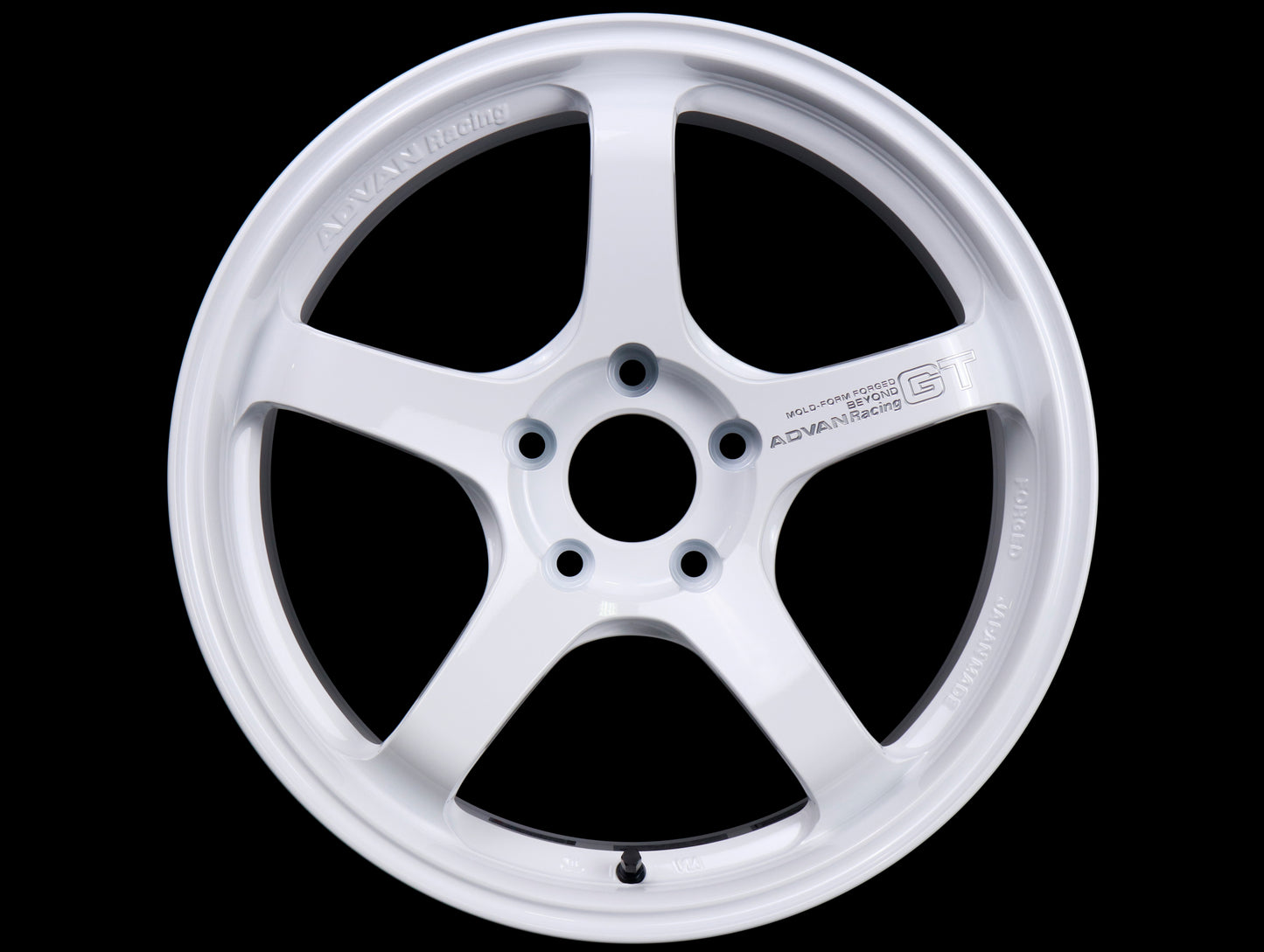 Advan Racing GT Beyond Wheels - Racing White - 18x9.5 / 5x120 / +38