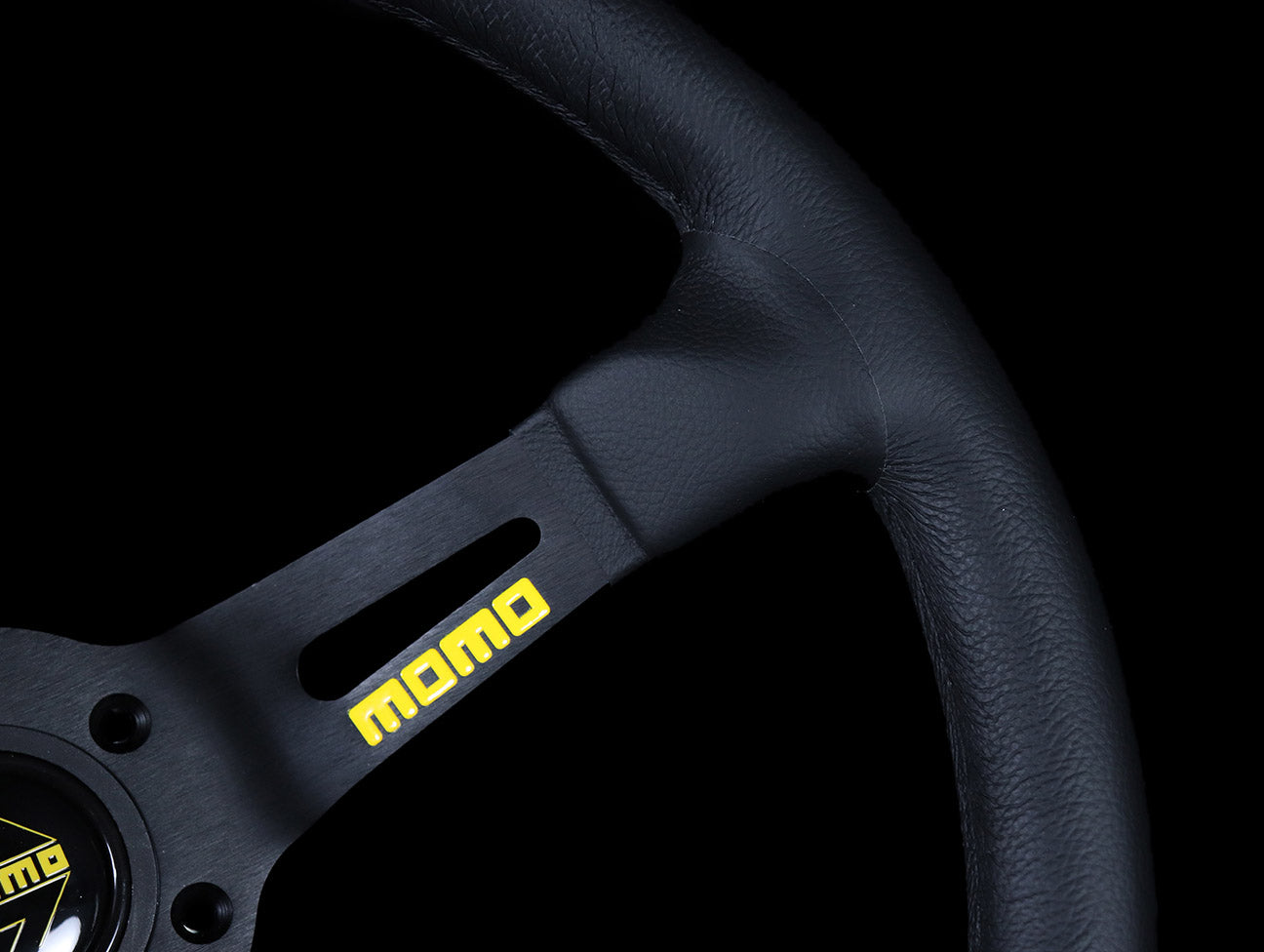 Momo Mod 08 350mm Leather Steering Wheel