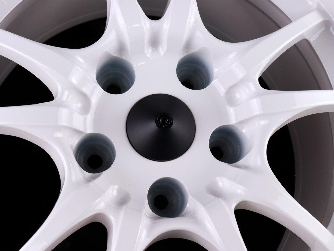 Mugen MC10L White Wheel - 15x8.0 / 5x114 / +32