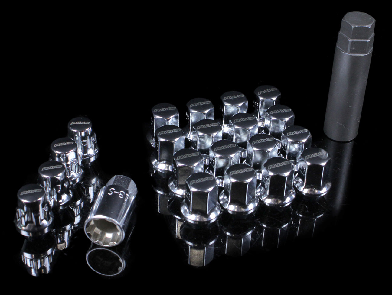 RAYS 17 Hex Lug Nuts and Lock Set - Chrome