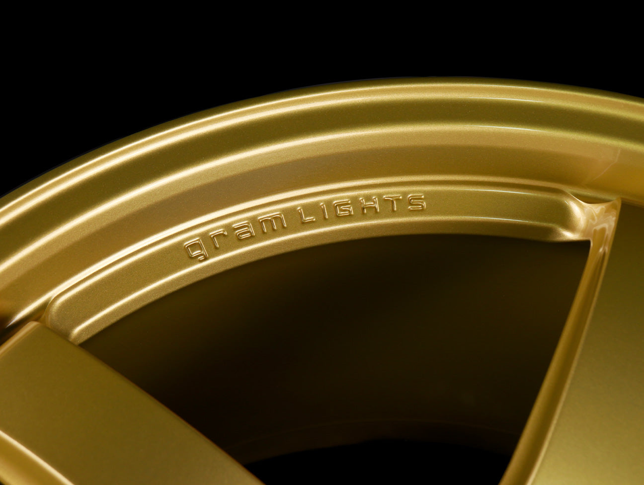 Rays Gram Lights 57CR Wheels - Gold 19x9.5 / 5x120 / +35