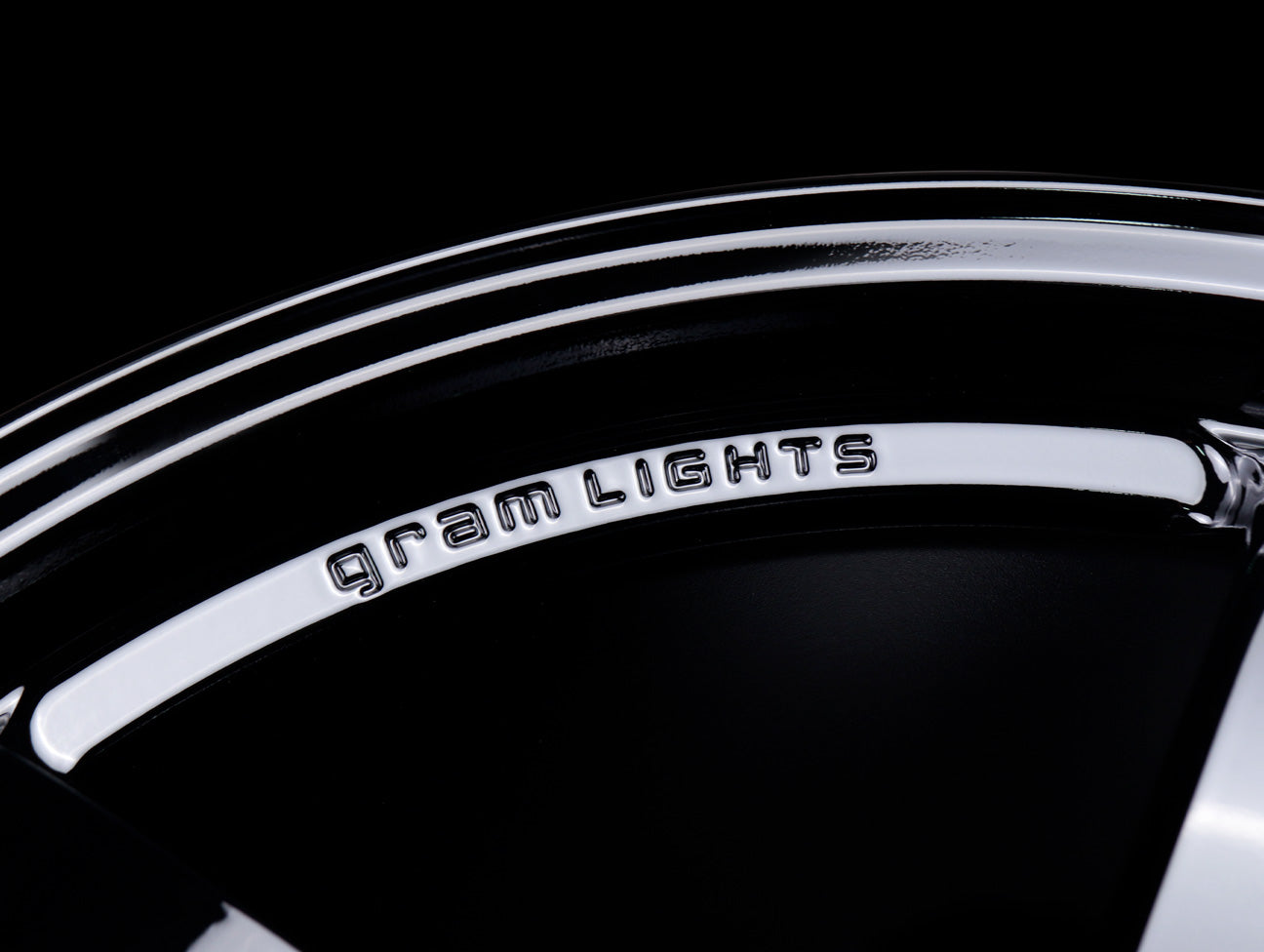 Rays Gram Lights 57CR Wheels - Glossy Black 19x9.5 / 5x120 / +35