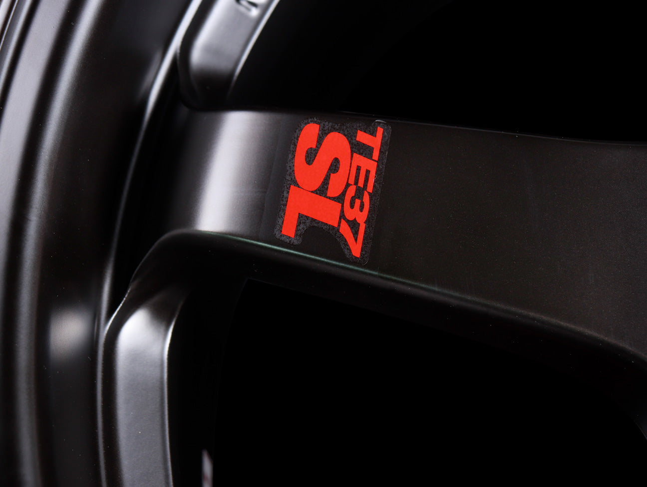 Volk Racing TE37SL Black Edition III Wheel - 18x9.5 / 5x114.3 / +39