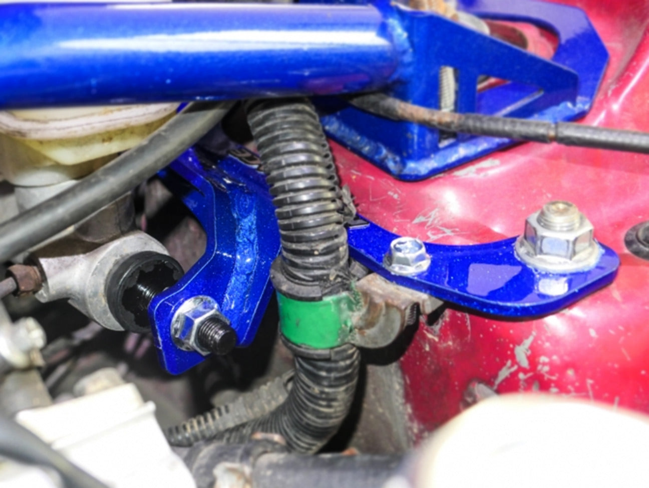 Hardrace Master Cylinder Brace - 92-95 Civic / 94-01 Integra
