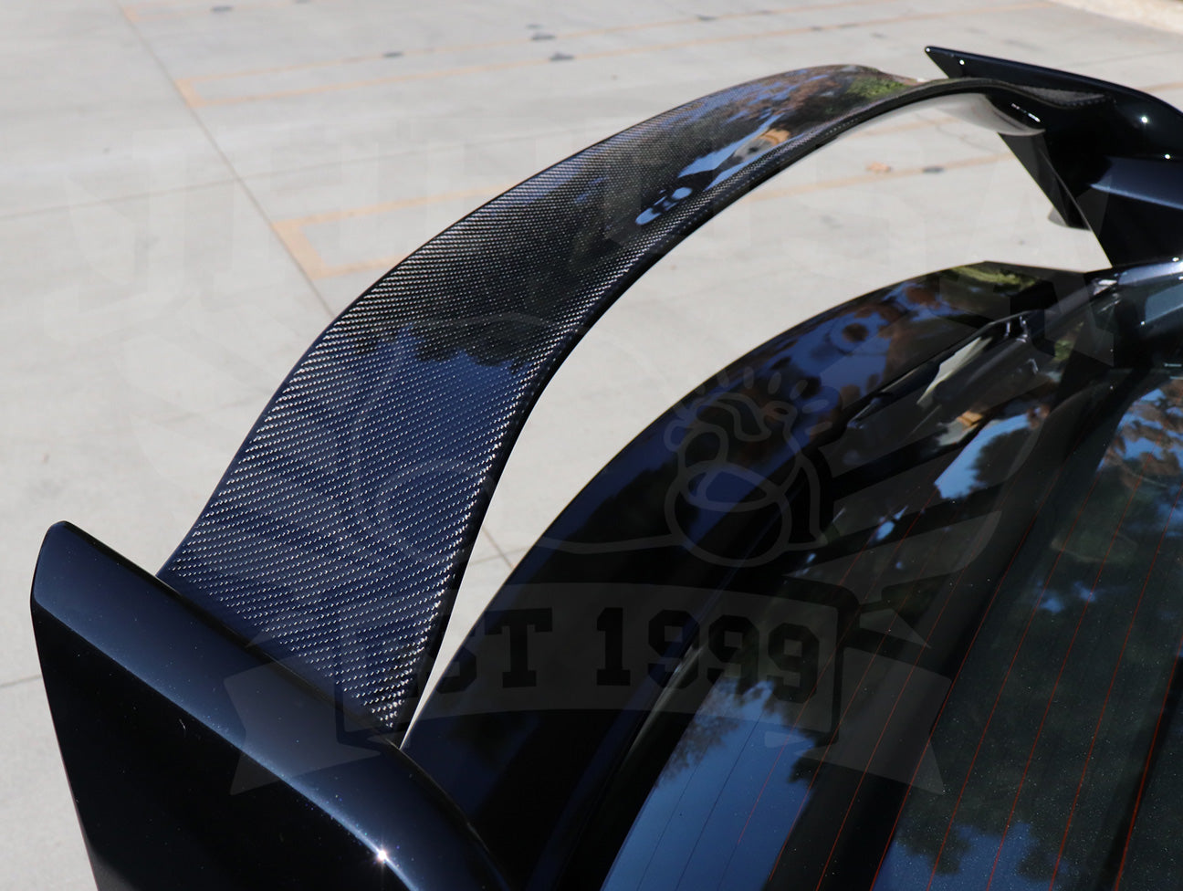Seibon OEM Style Carbon Fiber Rear Center Spoiler - 17-21 Civic Type-R (FK8)