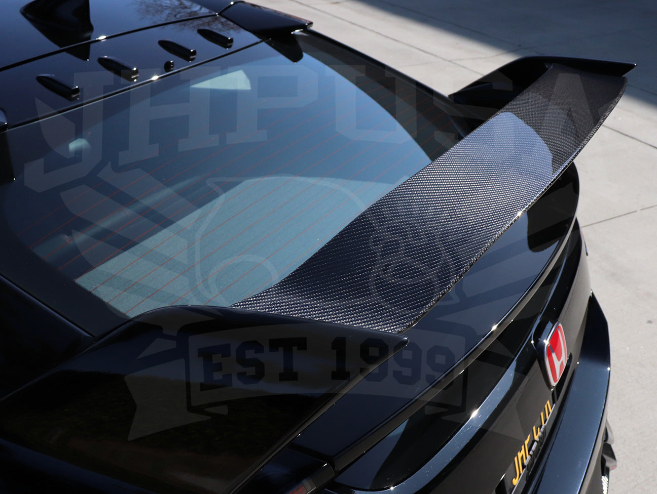 Seibon OEM Style Carbon Fiber Rear Center Spoiler - 17-21 Civic Type-R (FK8)