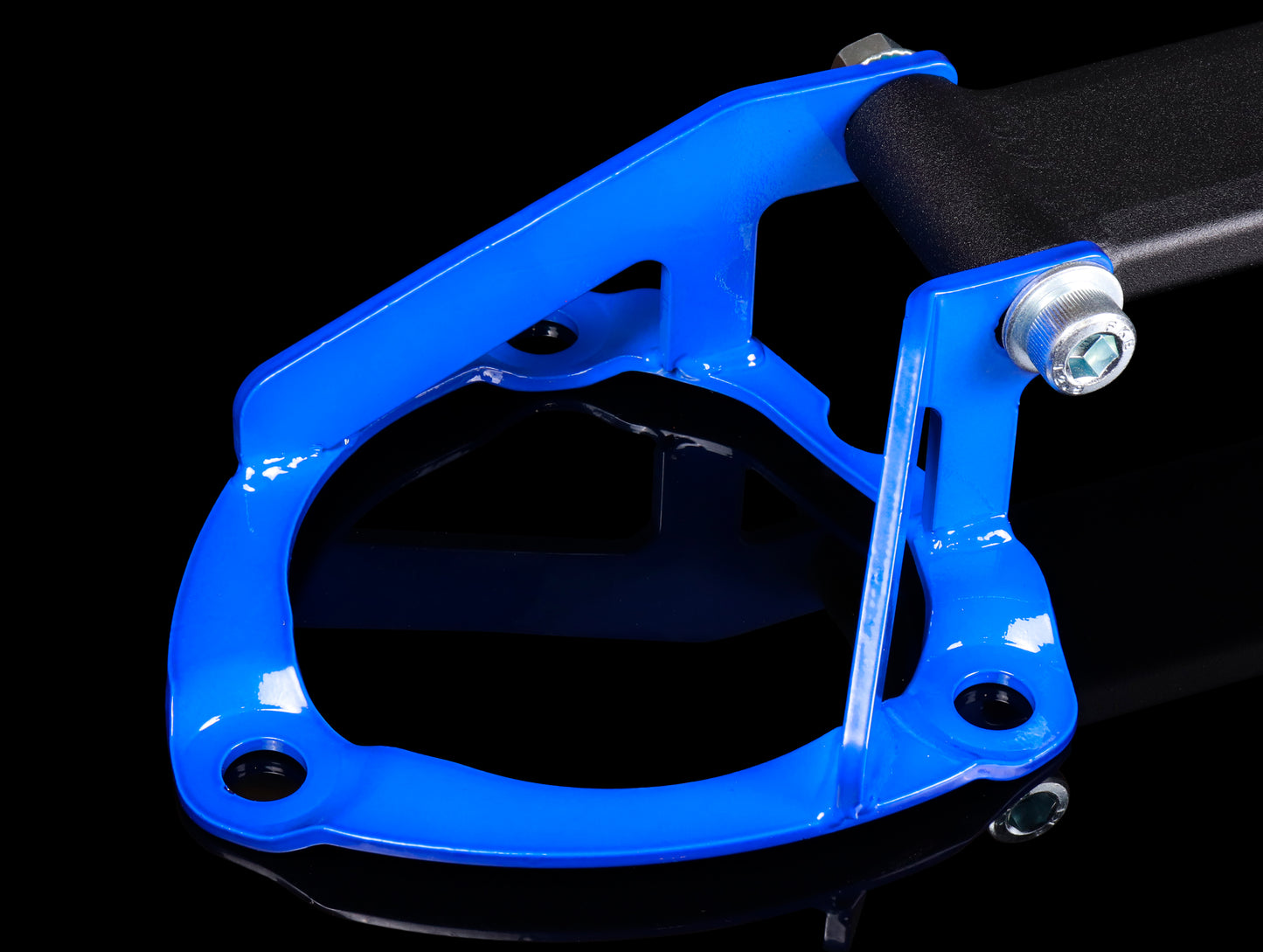 Blitz Front Strut Tower Bar - 22+ Civic Hatchback FL1 / FL5