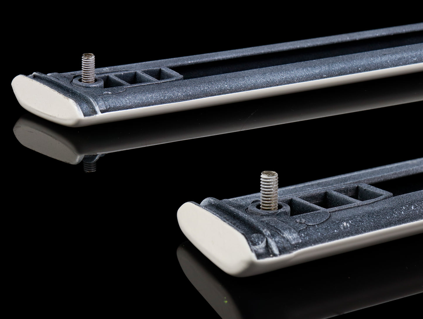 JDM Honda Thin Side Door Moldings - 92-95 Civic 2-Door Hatchback (Used)