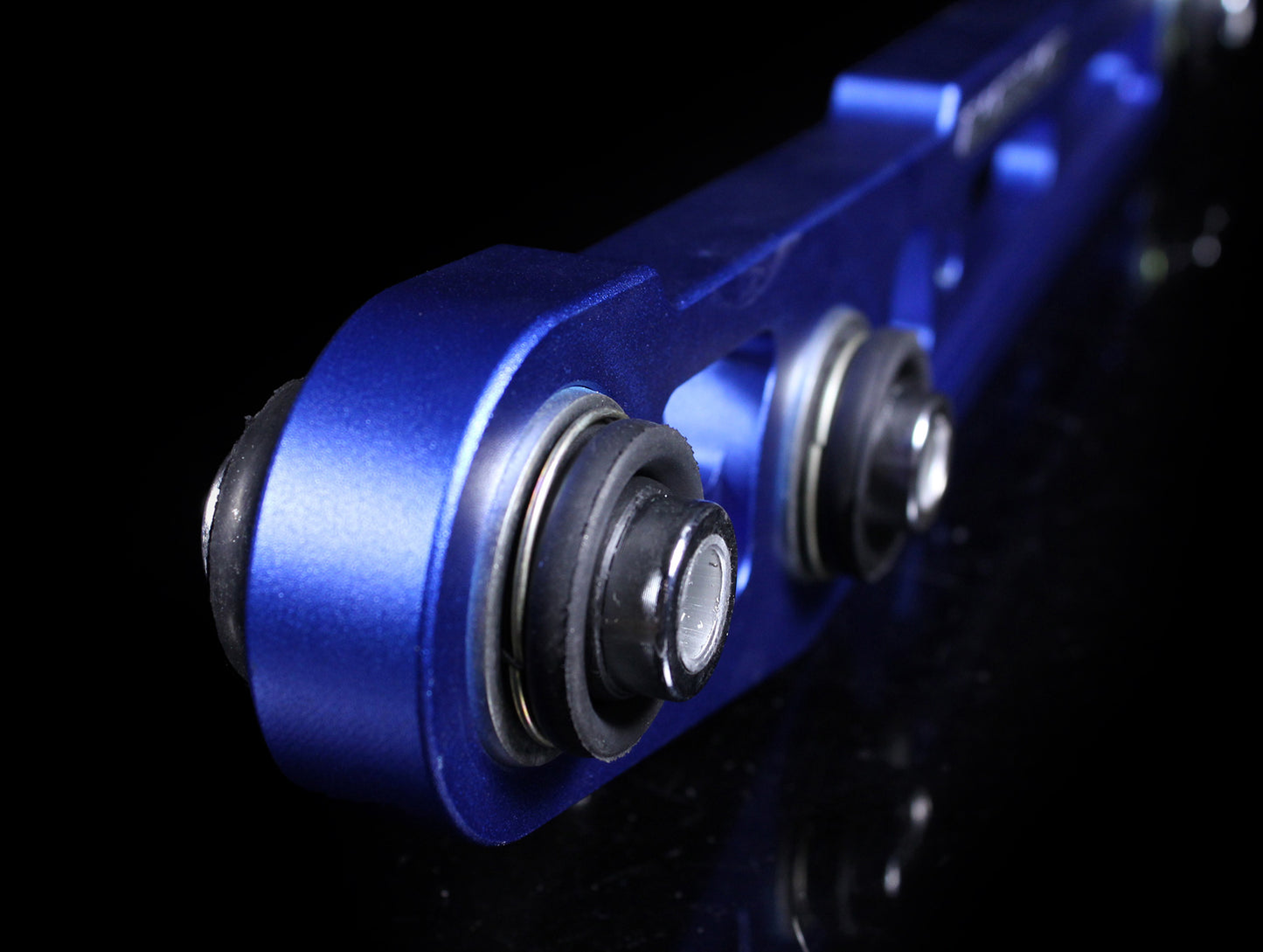 Hardrace Rear Lower Control Arms (Pillowball) - 88-00 Civic / 94-01 Integra