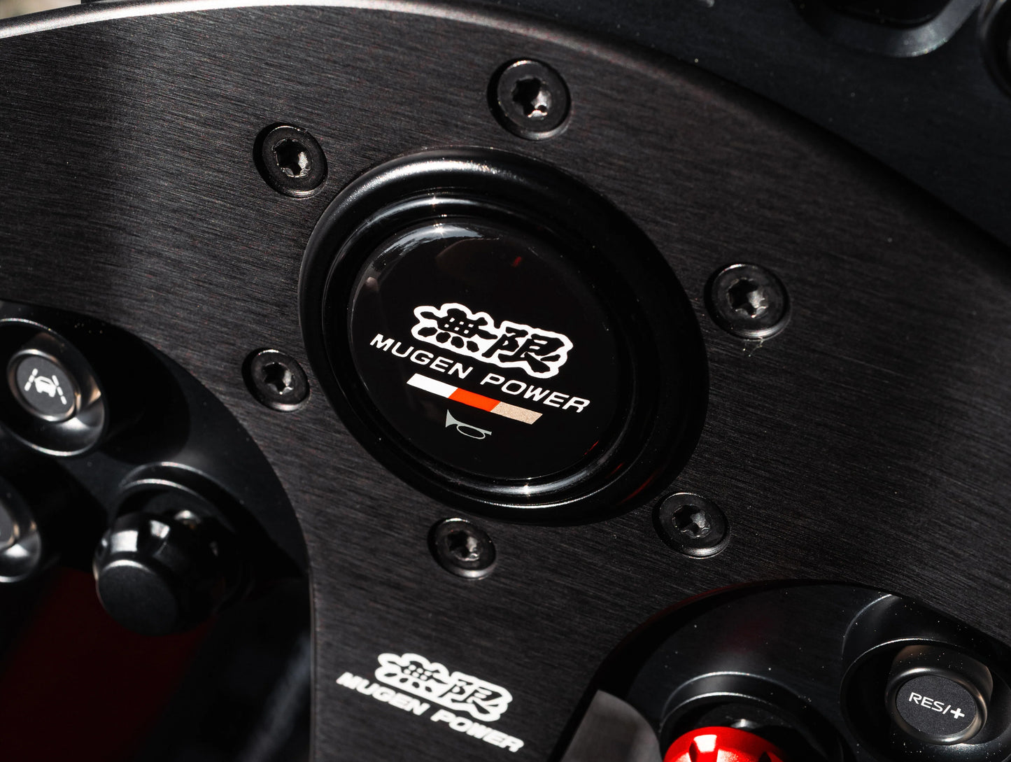 JQ Werks Madtrace MOMO Horn Cap Adapter