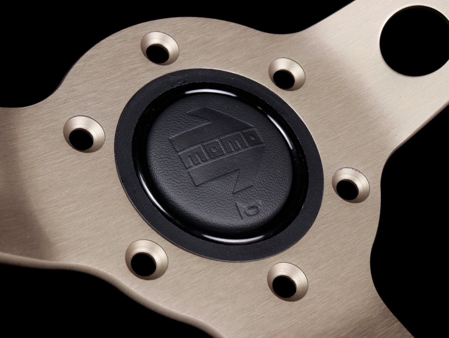 Momo Heritage Horn Button