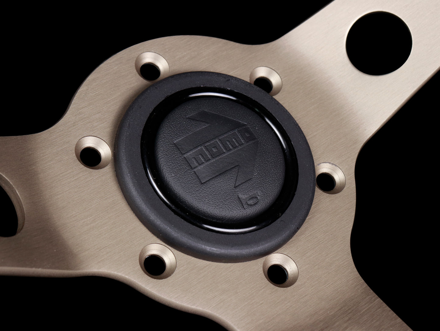 Momo Heritage Horn Button