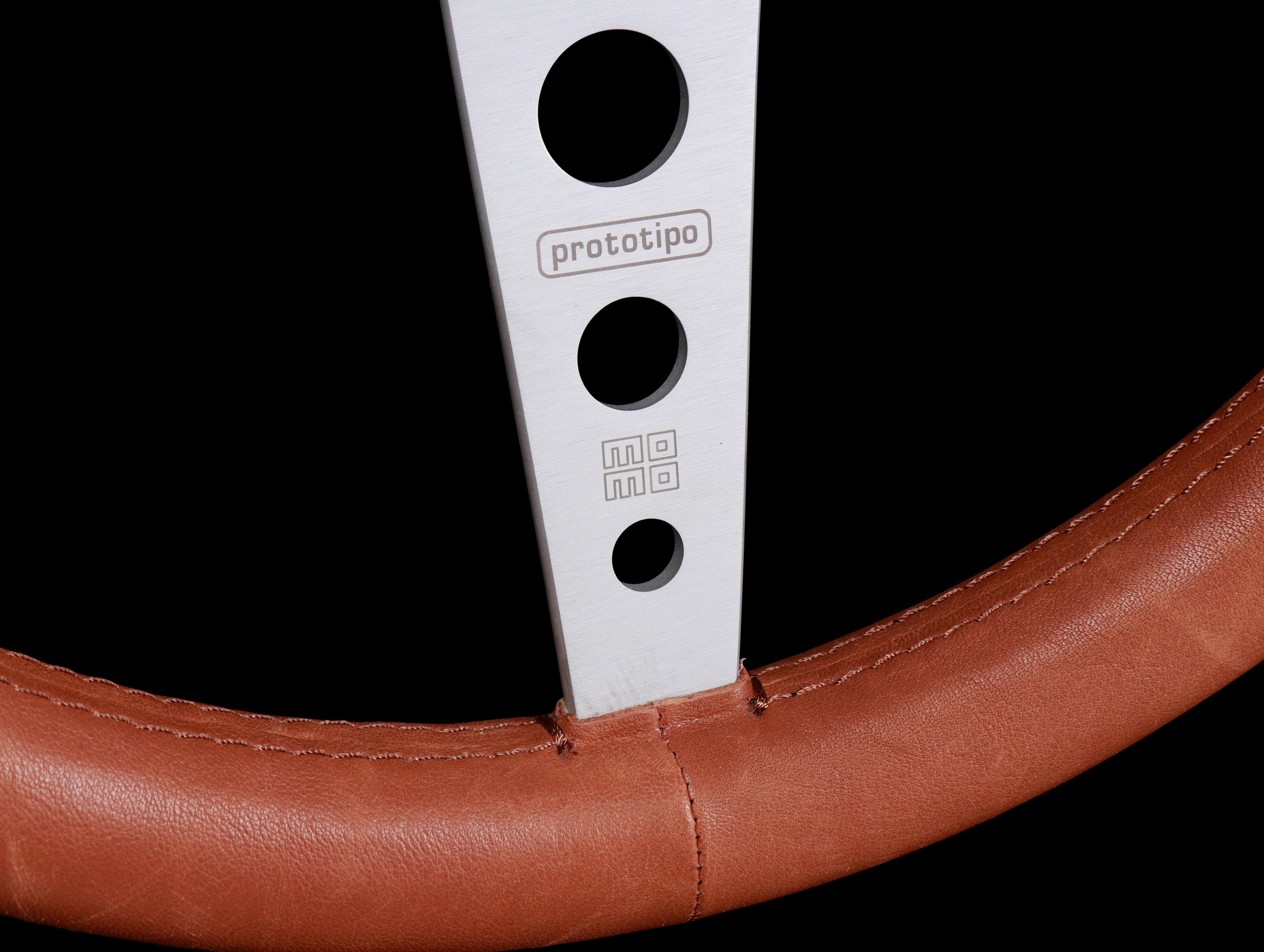 Momo 350mm Prototipo Heritage Steering Wheel - Tobacco Leather