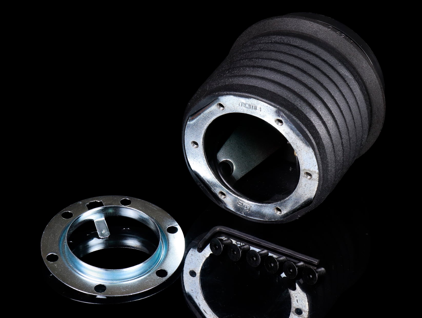 MOMO Steering Wheel Hub | 1974-1989 Porsche 911 Short Hub (C231) main image 0