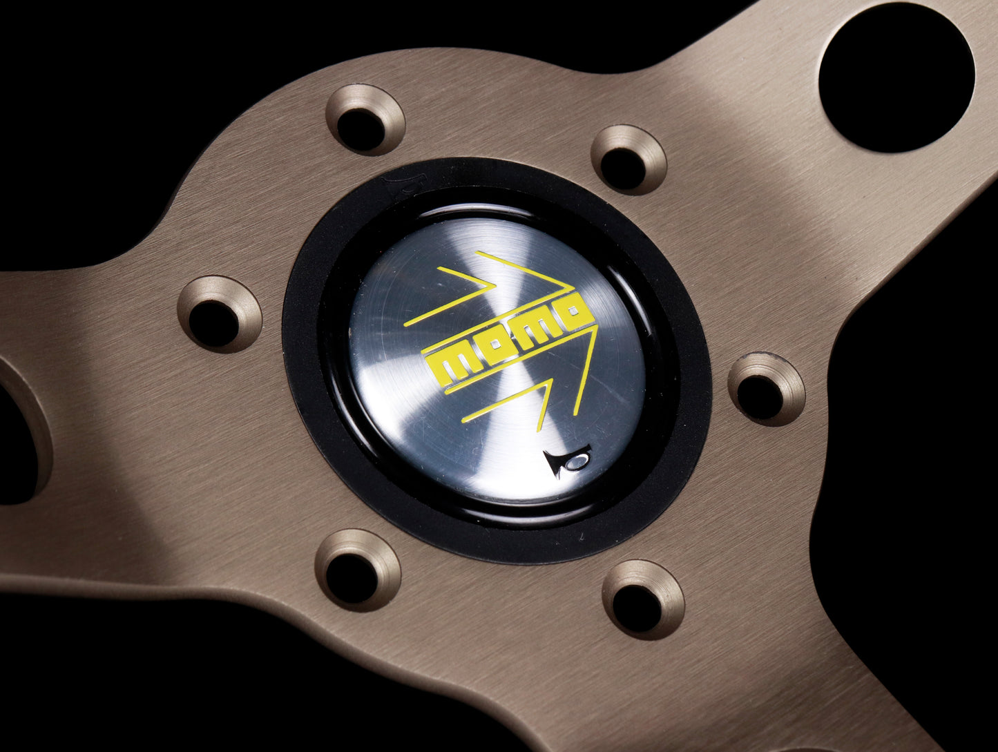 Momo Horn Button