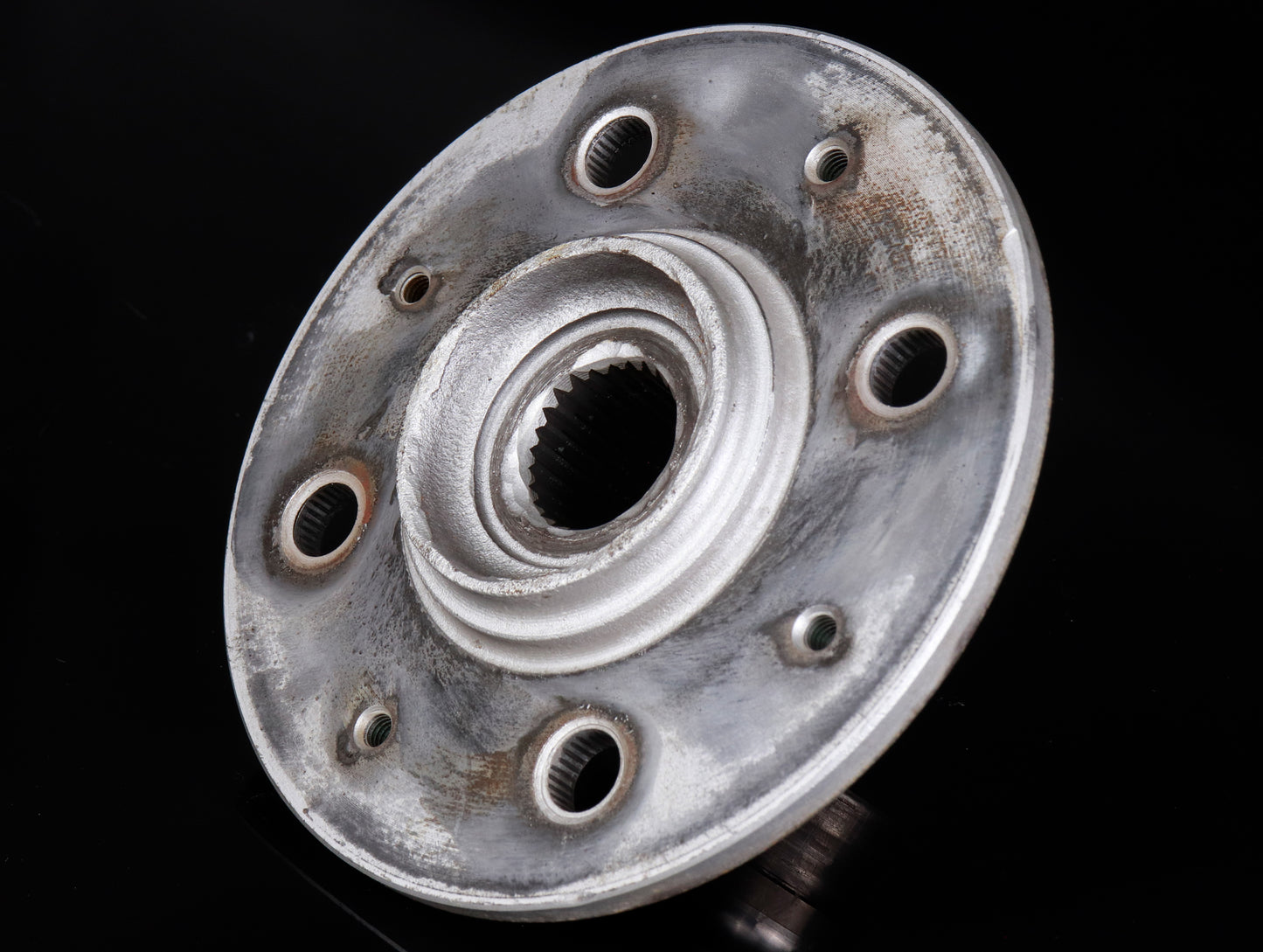 Used 32mm Front Wheel Hubs w/Extended Studs