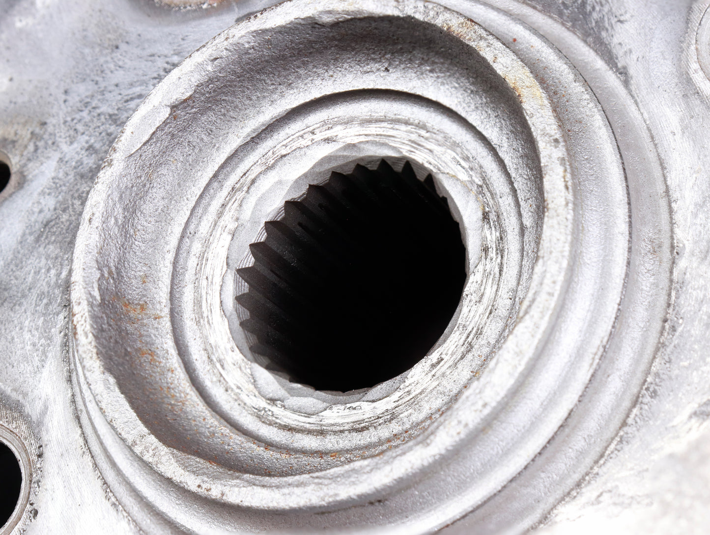 Used 32mm Front Wheel Hubs w/Extended Studs