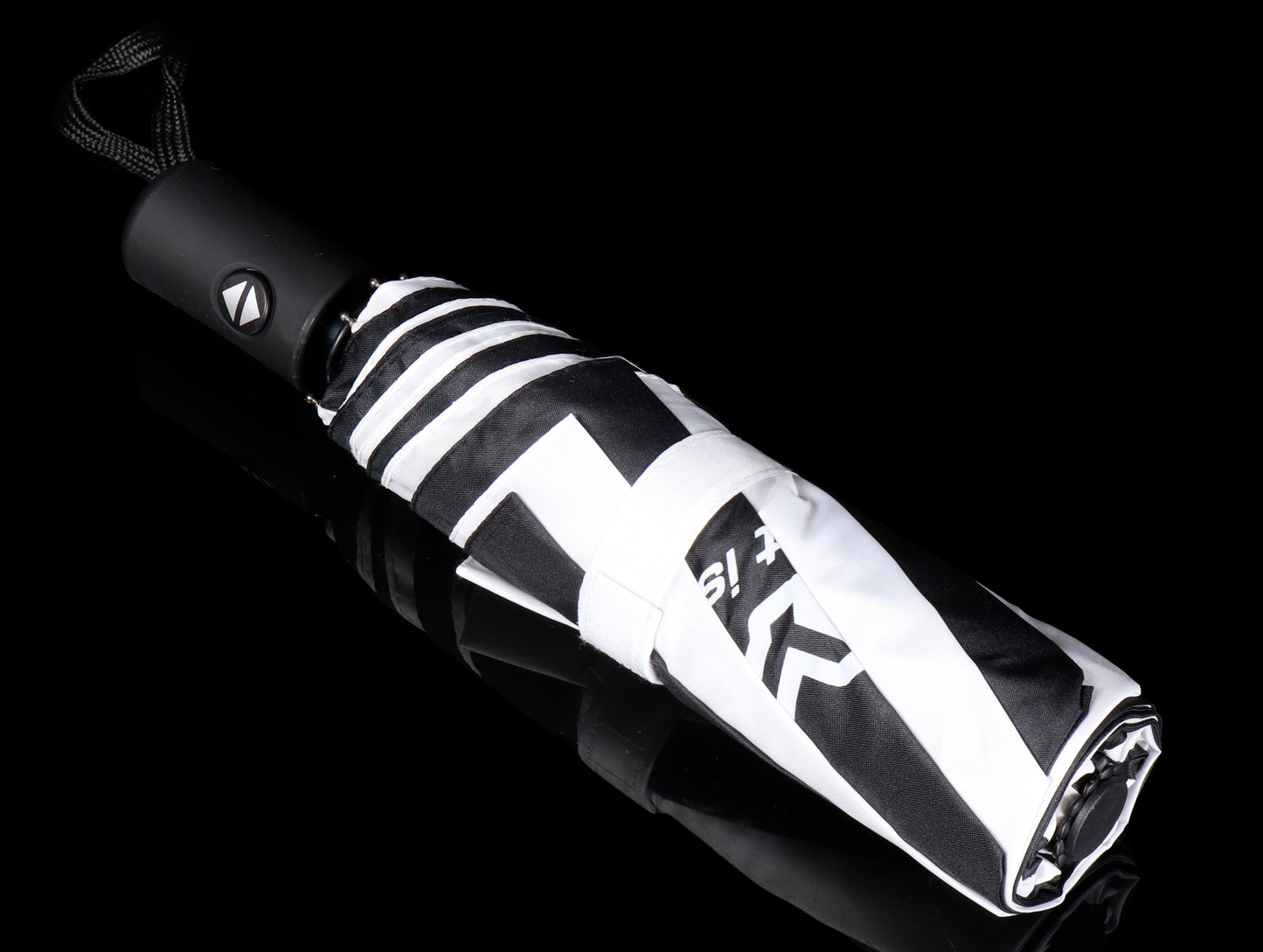 Rays The Concept is Racing Compact Umbrella - Black/White