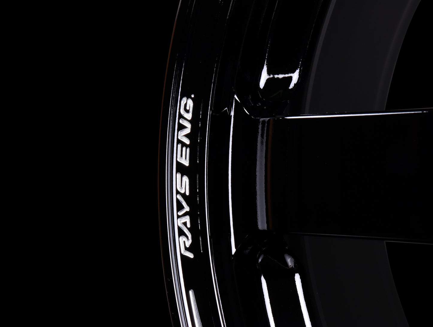 Volk Racing TE37 Saga S-Plus Time Attack Wheels - Black/Redot / 18x9.5 / 5x114
