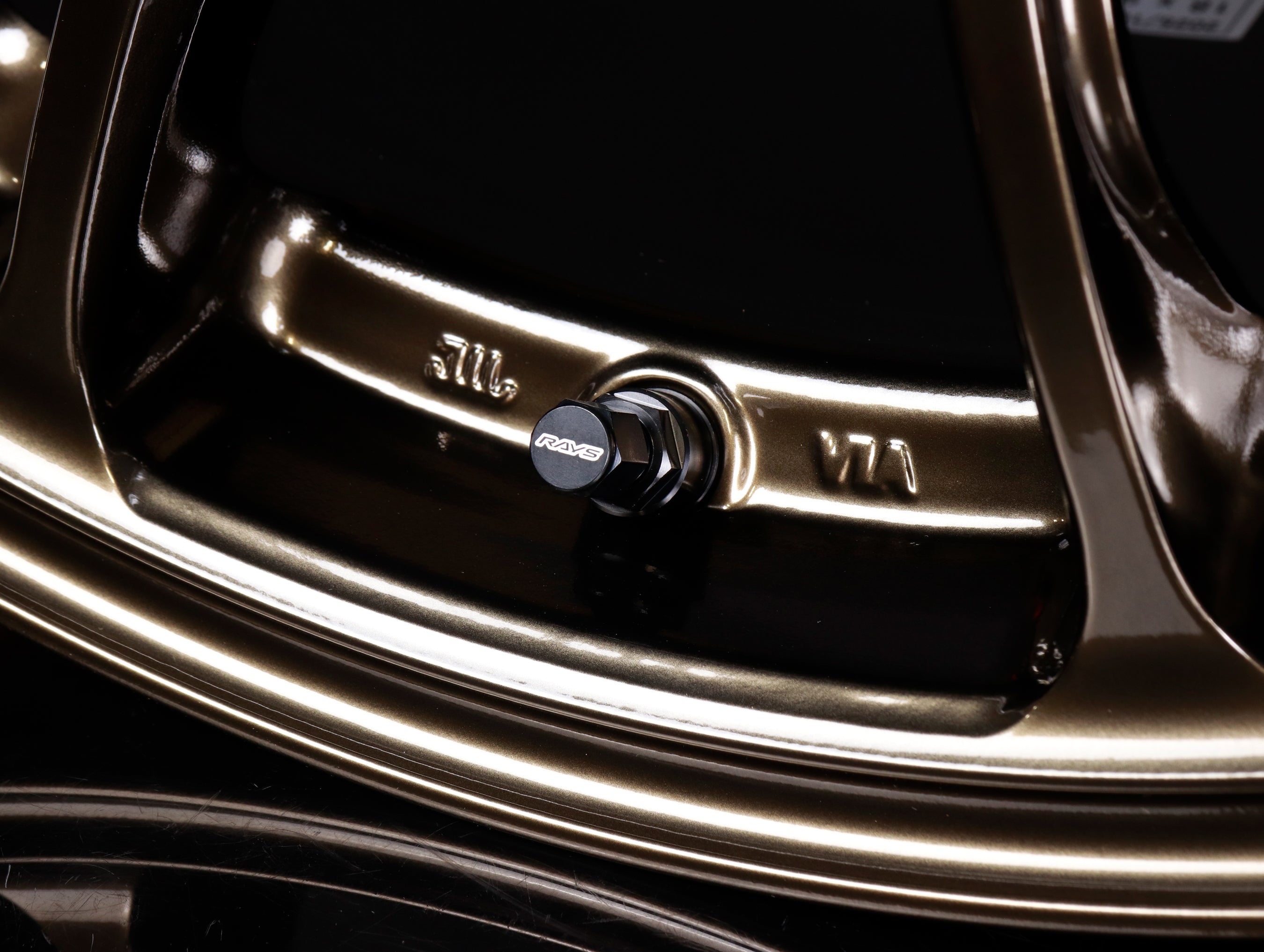 Volk Racing ZE40 Wheels - Shining Bronze Metal - 18x9.5 / 5x114