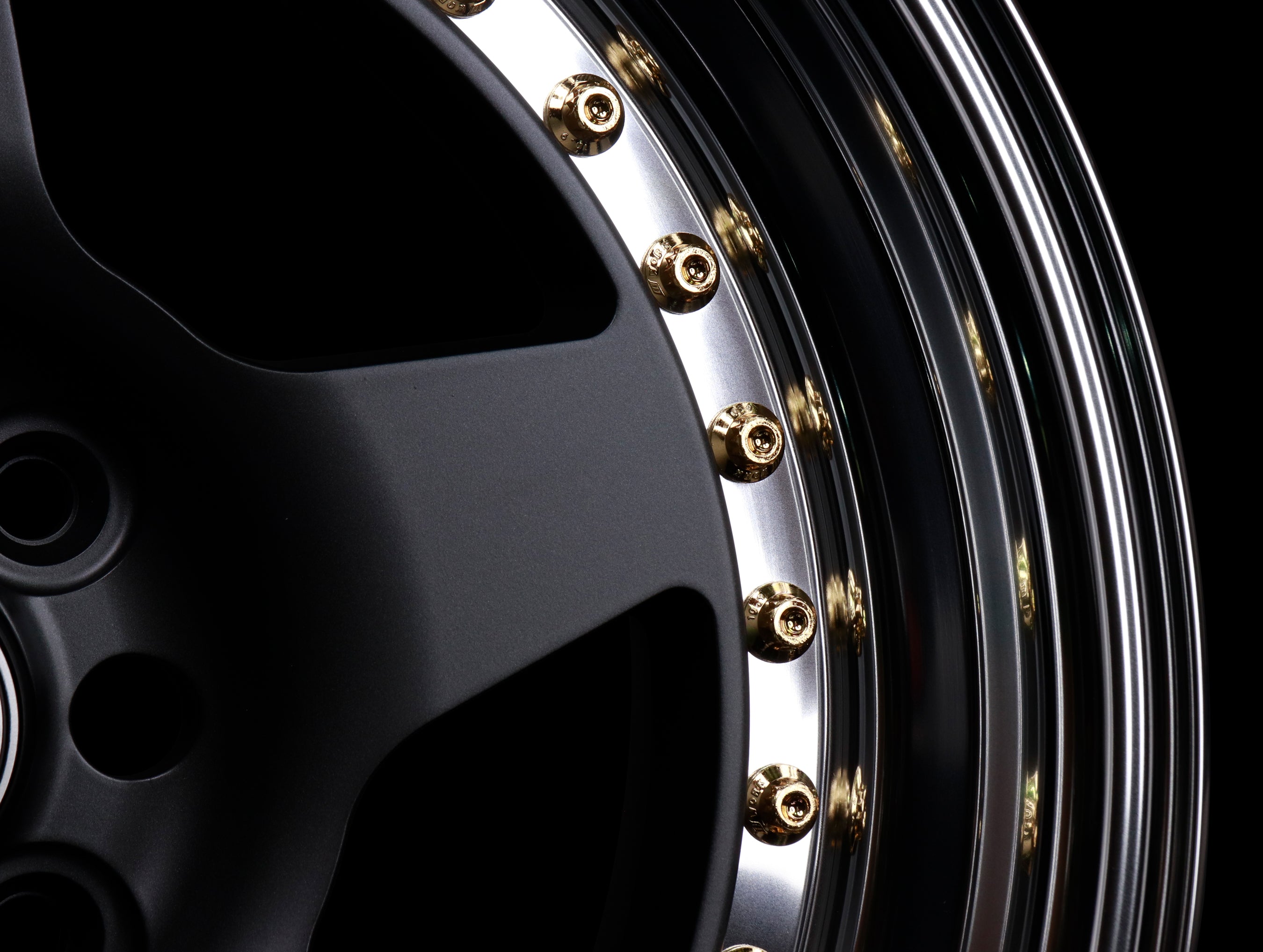 Work Meister CR 01 3-Piece Wheels - Matte Gunmetal w/ Polished Lip + Gold  Hardware - 15x8 / 4x100