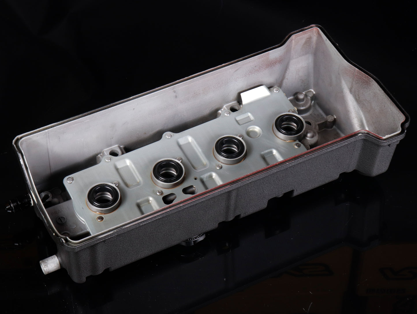 Honda OEM K-Series Valve Cover w/AN Fitting and Skunk2 Oil Cap - Wrinkle Black (Used)