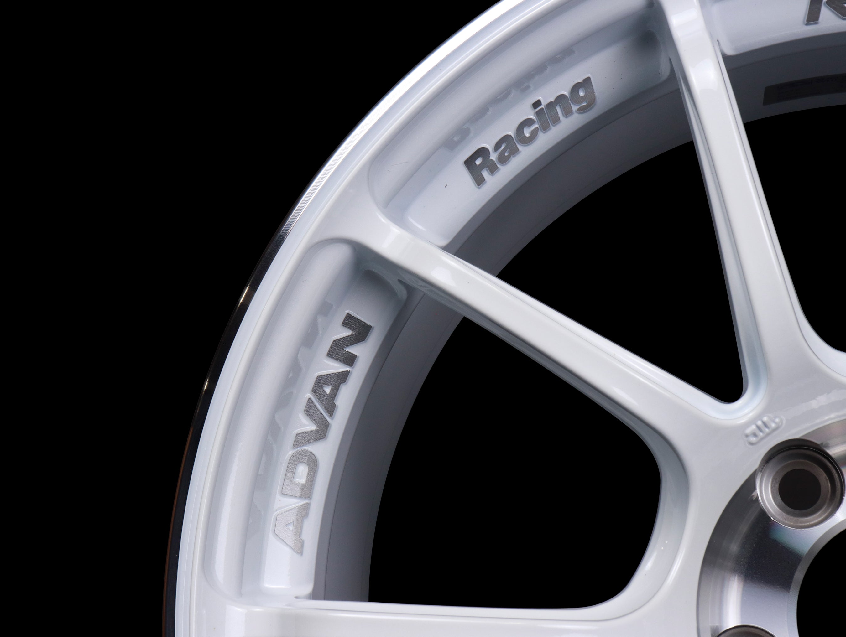 Advan Racing RZ III Wheels - Racing White Metallic / 18x9.5