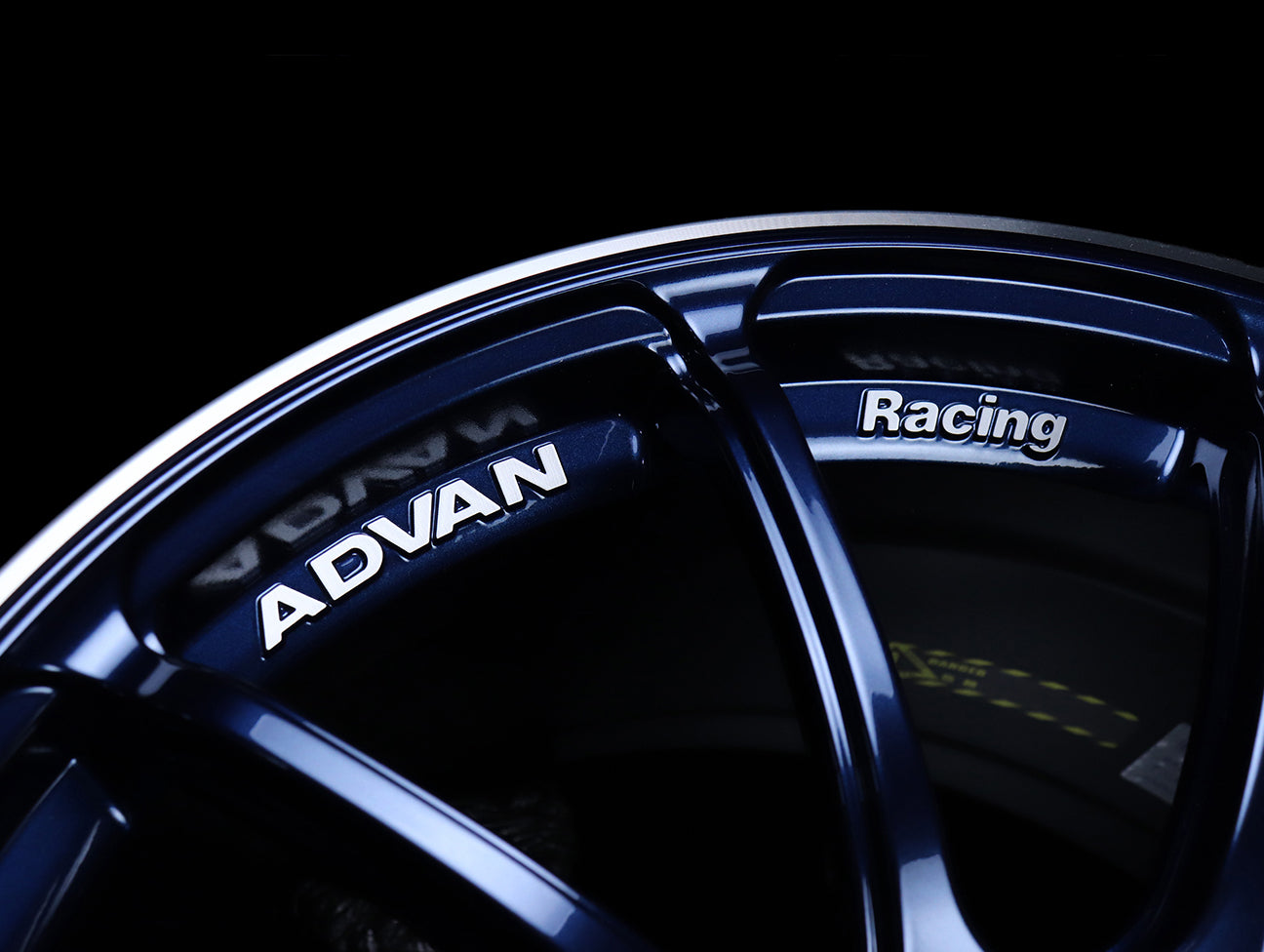 Advan Racing RZII Wheels - Indigo Blue / 19x9.5 / 5x120 / +35