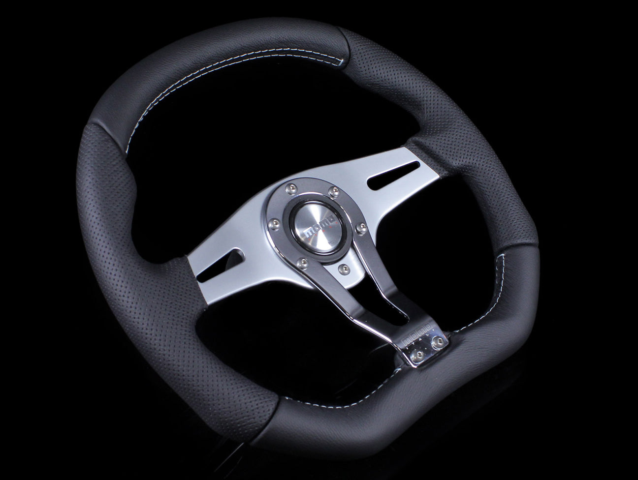 Momo Trek R 350mm Steering Wheel - JDM Honda Parts USA – JHPUSA