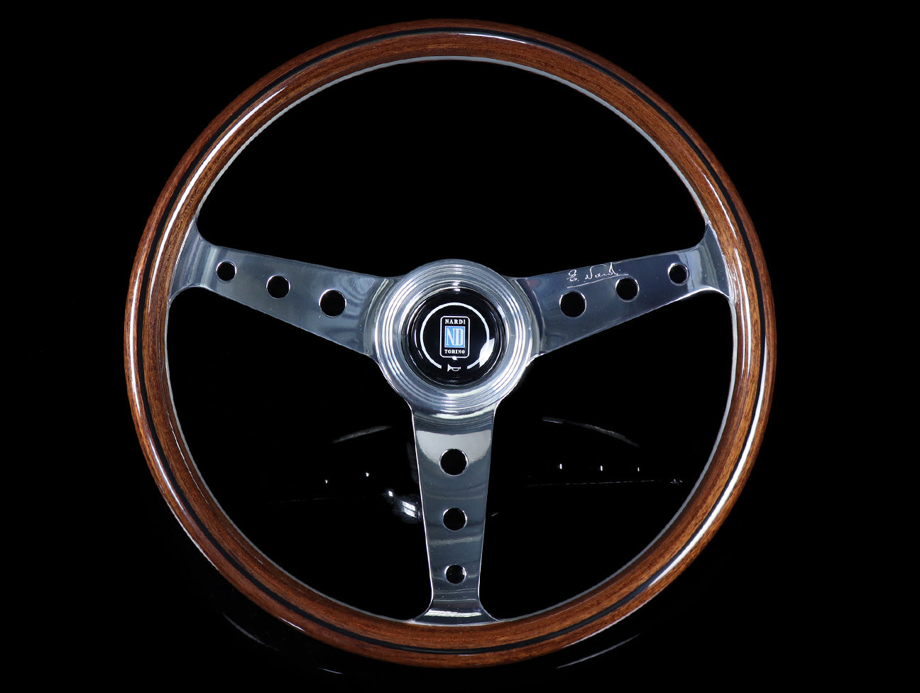 Nardi Classic Wood 360mm Steering Wheel w/Polished Round Hole Spokes