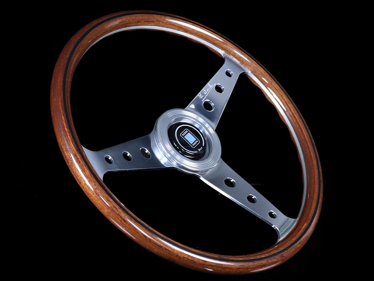 Nardi Classic Wood 360mm Steering Wheel w/Polished Round Hole Spokes